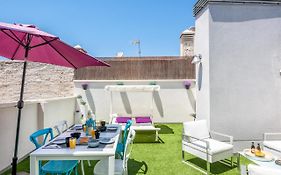 Atico Con Terraza Ac 1Hab En El Centro Y Piscina Comunitaria